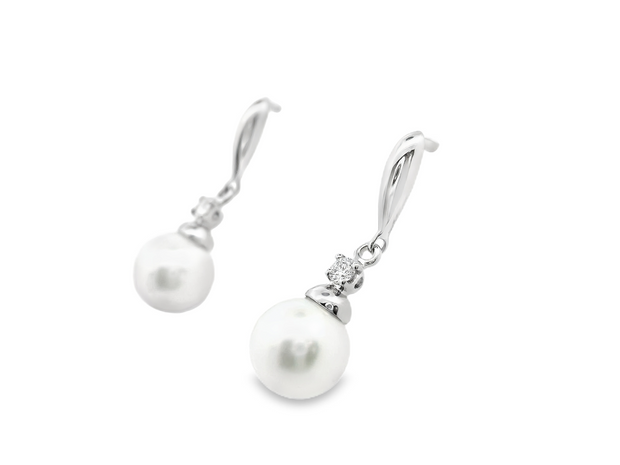 14K White Gold Diamond & Pearl Dangle Earrings