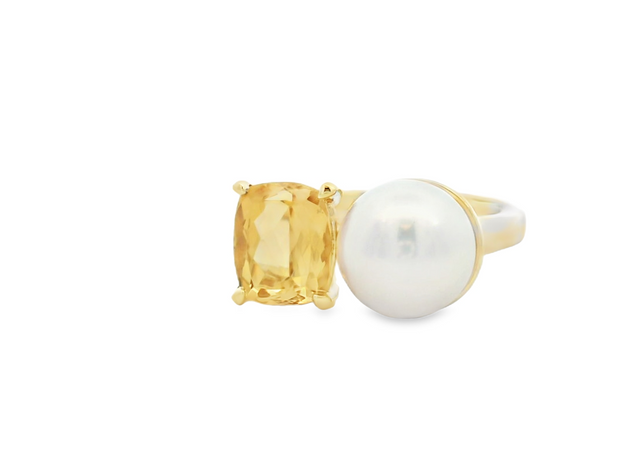 14K Pearl & Topaz Ring