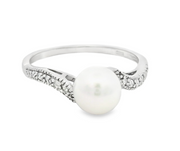 14K White Gold Freshwater Pearl and Diamond Ring