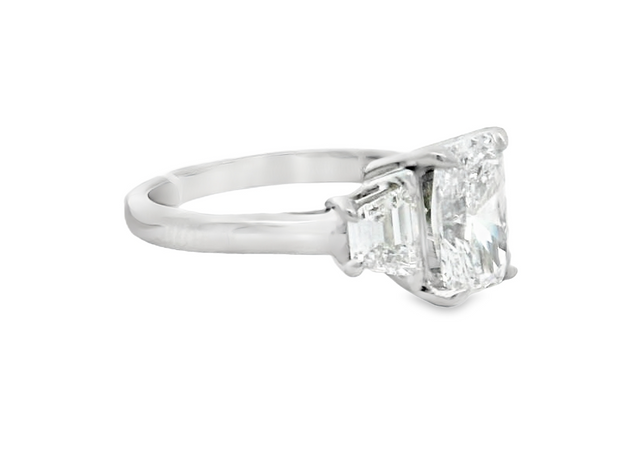 Lab grown Platinum Radiant Cut Engagement Ring - 2.88ctw GIA